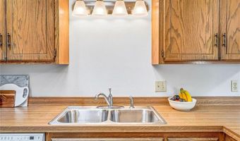 14733 Lower Endicott Way, Apple Valley, MN 55124