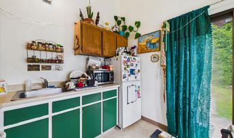380 Granite Ave, Arcata, CA 95521