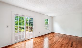 44049 FERNCLIFF Ter, Ashburn, VA 20147
