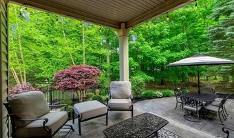 5007 Rockhaven Dr, Clarence, NY 14031