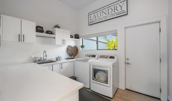 557 Kupulau Dr, Kihei, HI 96753