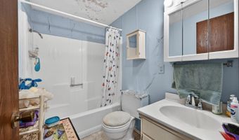 410 5th St, Aurora, IN 47001