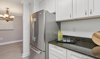 4600 S FOUR MILE RUN Dr 718, Arlington, VA 22204