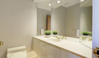 3682 Tanglewood Ct, Ann Arbor, MI 48105