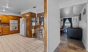 2038 Hill Top Cir, Weatherford, TX 76085