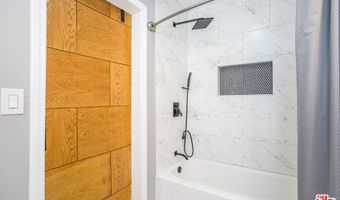 1842 W 73rd St, Los Angeles, CA 90047