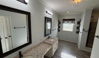 242 Arthur Kirk Rd, Beebe, AR 72012