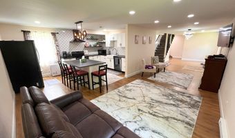20 Occoquan Trl, Albrightsville, PA 18210