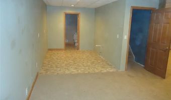 2933 Ashley Dr, Adrian, MI 49221