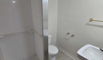 105 N 4th St, Beatrice, NE 68310