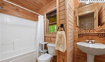 144 Spice Apple Way, Banner Elk, NC 28604