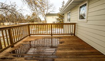 2203 N STATE St, Aberdeen, SD 57401