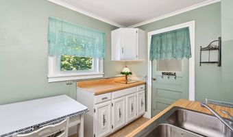 13134 Broadway St, Alden, NY 14004