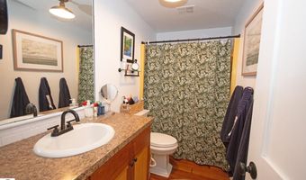 6001 S Hlavka Hls, Maple City, MI 49664