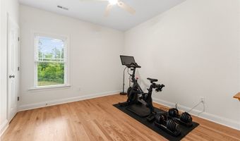 216 Edwin Cir, Aylett, VA 23009