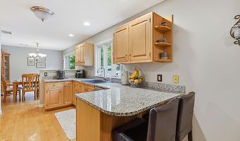 19 Tamarack Ln, Amherst, NH 03031