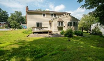 16 Hemlock Dr, Alloway, NJ 07462
