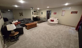 1905 Country Meadows Pl, Beatrice, NE 68310