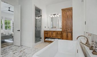 5535 Gillionville Rd, Albany, GA 31721
