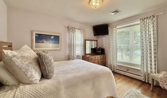 511 Delaware Ave, Absecon, NJ 08201