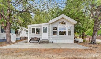514 Sawyer St H25, Cascade, ID 83611