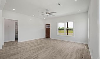 801 Avondale Dr, Alma, AR 72921