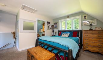 158 Camp Rd, Burke, VT 05832