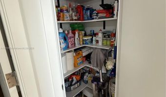 19500 E Turnberry Way 18D, Aventura, FL 33180