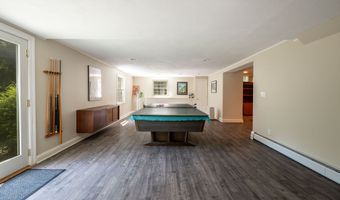7 S Ridge Rd, Brookfield, CT 06804