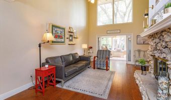 487 Oak Haven Dr, Altamonte Springs, FL 32701