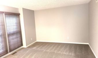 1660 Pond Shore Dr, Ann Arbor, MI 48108