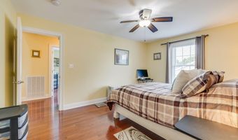 18518 Keeneland Ln, Abingdon, VA 24211