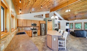 9028 Cascade Ave, Beulah, CO 81023