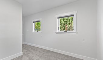 117 High St, Ashland, OR 97520