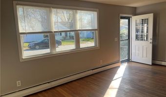 5 Lakeside Ave, Cranston, RI 02910