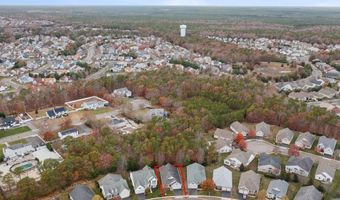 24 POND VIEW Cir, Barnegat, NJ 08005