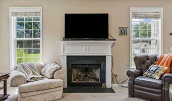 119 Hollytrace Ln, Ball Ground, GA 30107