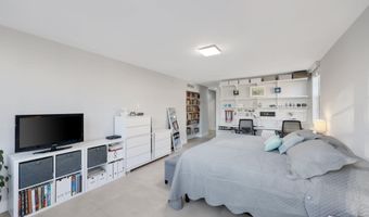 10180 W Bay Harbor Dr 2c, Bay Harbor Islands, FL 33154