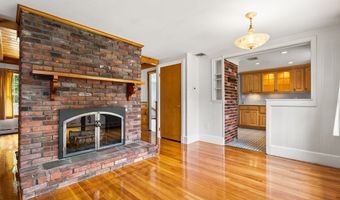 22 Oakland Cir, Abington, MA 02351