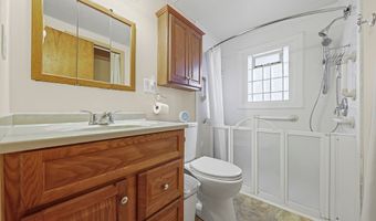11960 Freshley Ave NE, Alliance, OH 44601