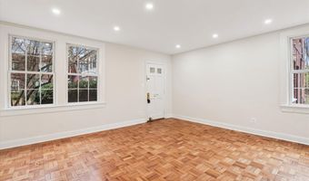 2600 16TH St S 696, Arlington, VA 22204