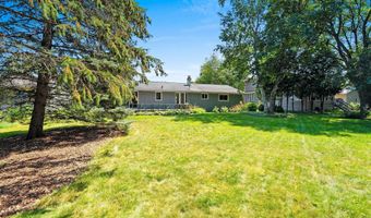 2407 S CLOVER Ln, Appleton, WI 54915