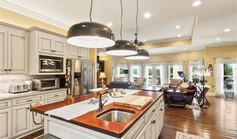 618 Cypress Point Dr, Akron, AL 35441