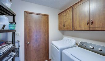 920 Highland Dr, Arkansas City, KS 67005