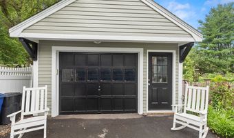 58 Lakeshore Ave, Beverly, MA 01915