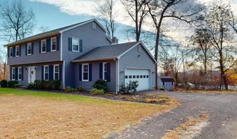 44 Flax Hill Rd, Brookfield, CT 06804