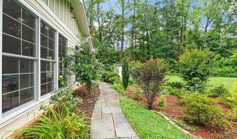 5104 BIRCH Ln, Annandale, VA 22003