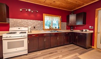 183 Barnard Rd, Barnard Twp., ME 04414