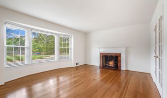 8524 DOTER Dr, Alexandria, VA 22308