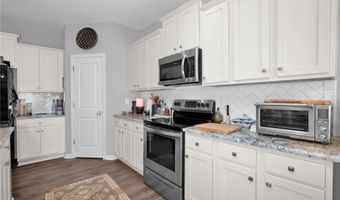 55 Singletree Ln, Autryville, NC 28318